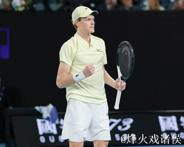 辛纳卫冕澳网男单冠军 再次享受澳网冠军胜利时刻 辛纳卫冕澳网男单冠军 再次享受澳网冠军胜利时刻